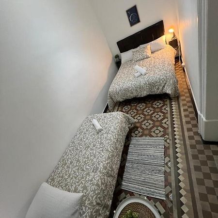 A & M Barcelona Hostal Εξωτερικό φωτογραφία