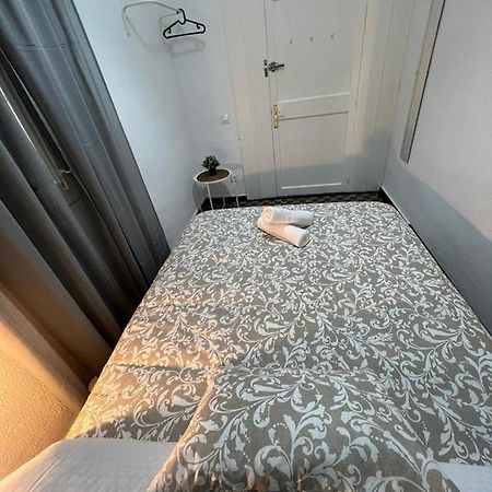 A & M Barcelona Hostal Εξωτερικό φωτογραφία